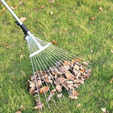 Garden & Yard Leaf Cleaning Rake